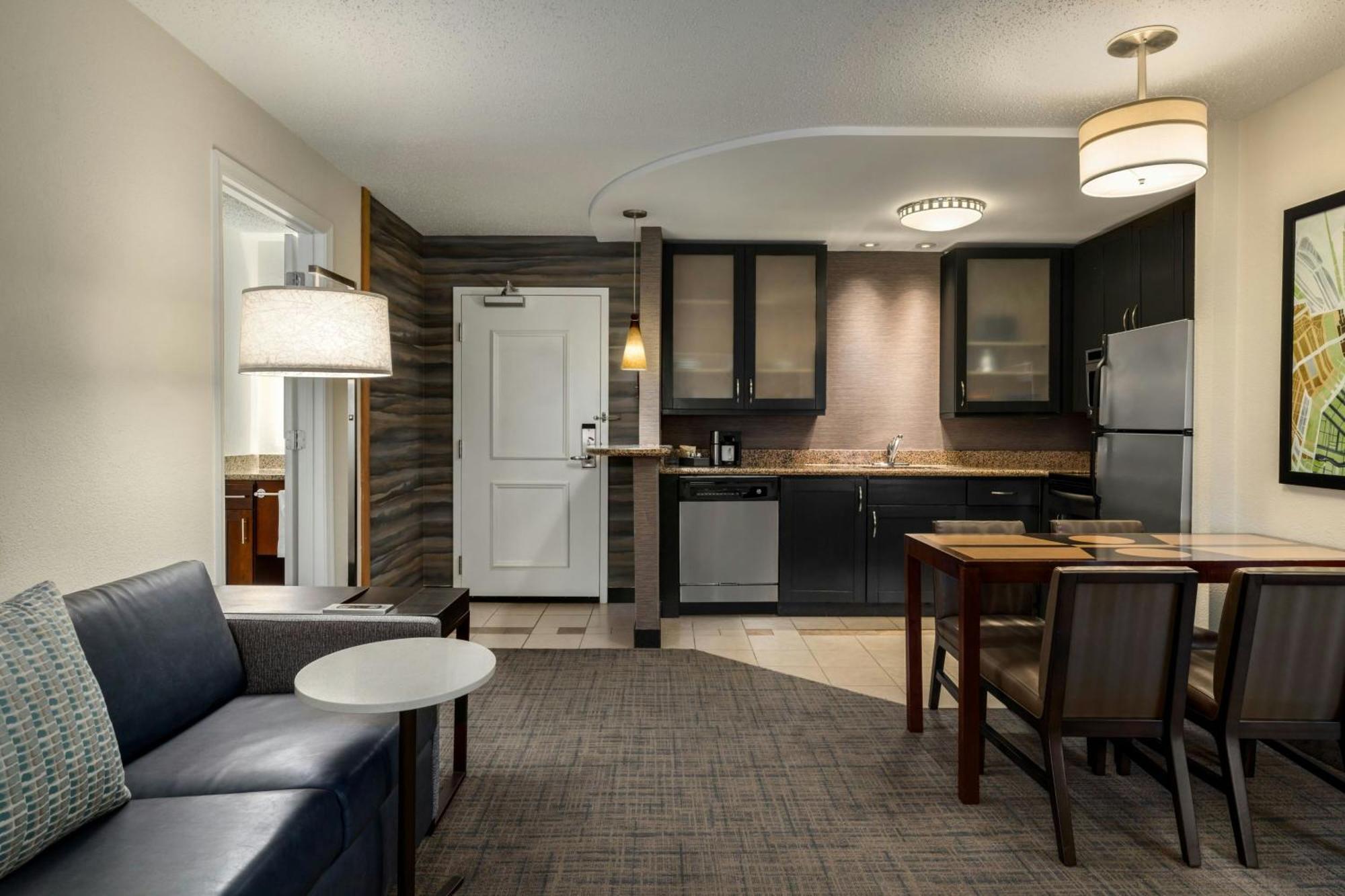 Residence Inn By Marriott Richmond Chester Woodvale Екстер'єр фото
